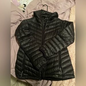 Mountain hardware down jacket, puffer, ski jacket